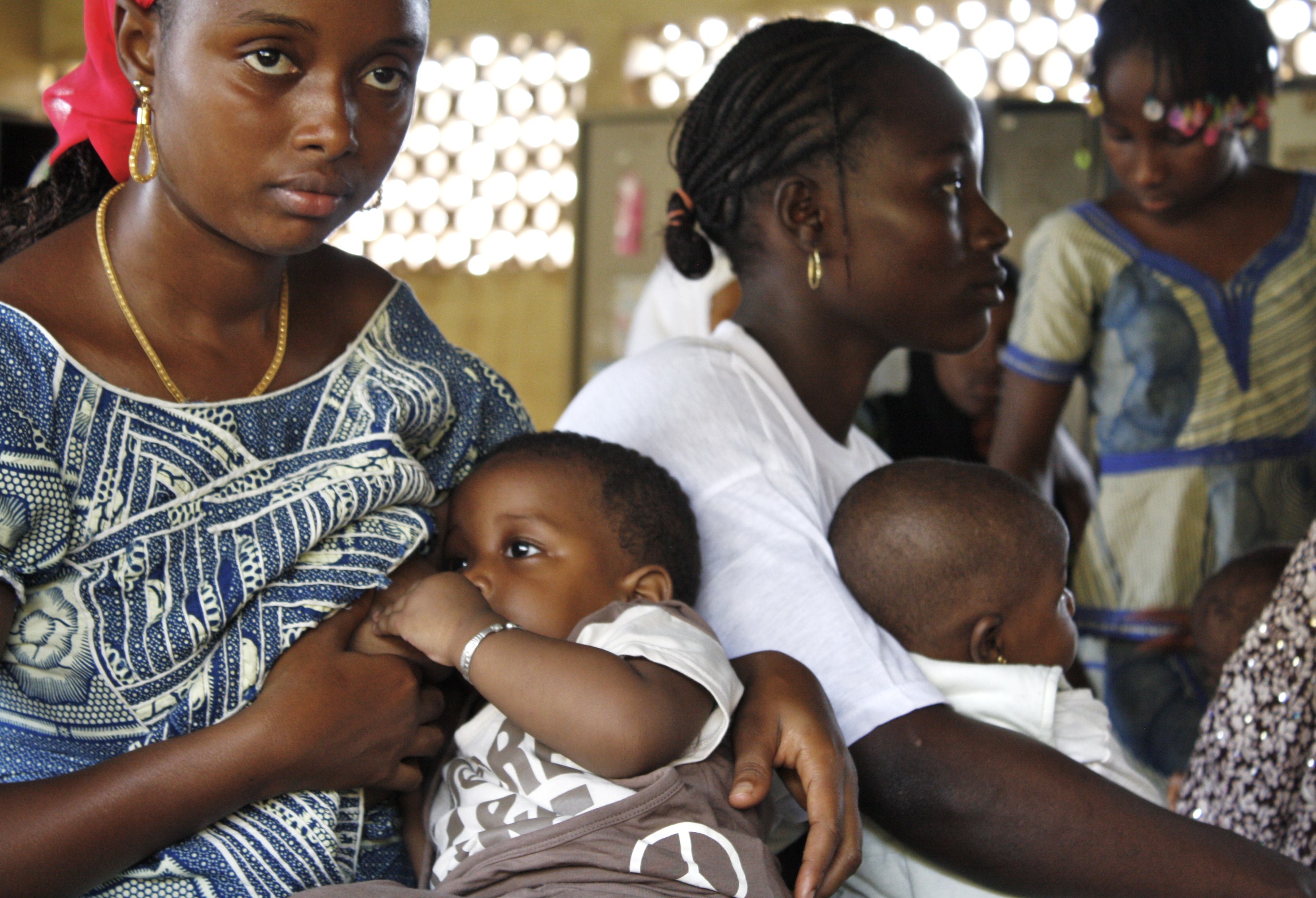 Allaitement maternel : l'OMS épingle la Guinée