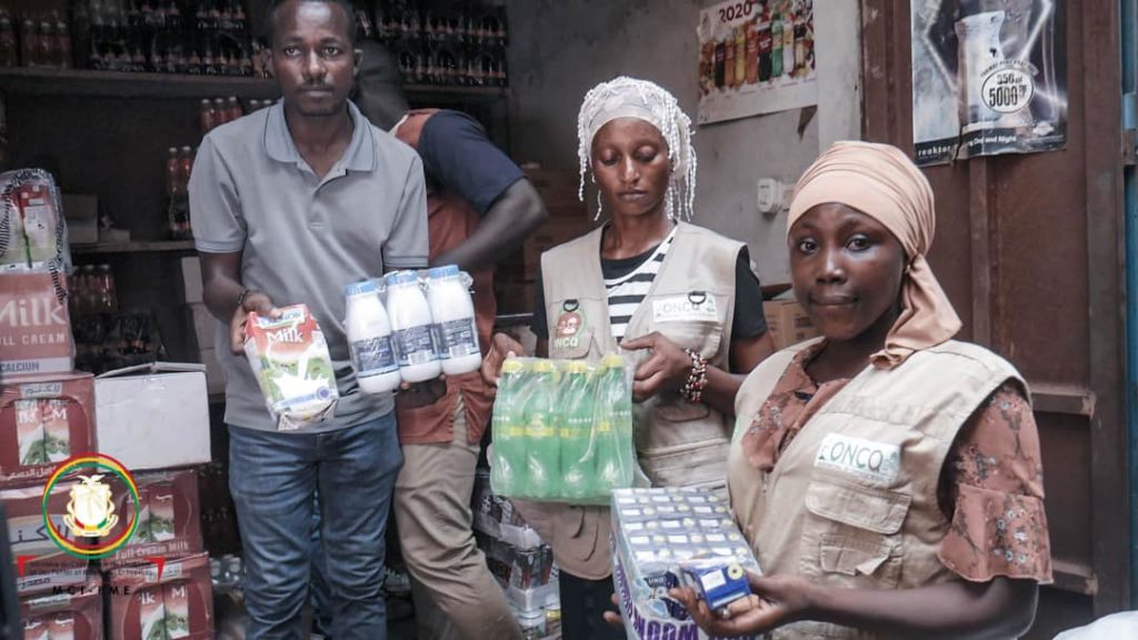 Saisie de plus de 4 tonnes de produits périmés au marché Madina