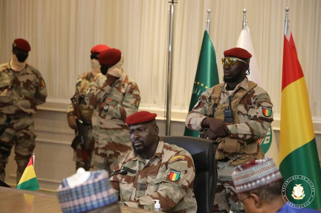 Le Colonel ne recule devant rien pour réussir sa transition