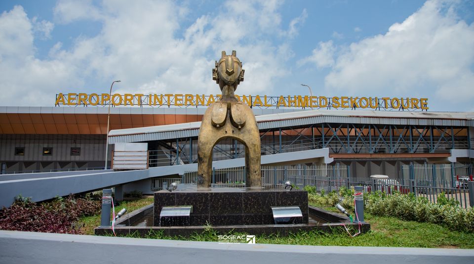 Lutte contre la drogue : un réseau de haschich démantelé à l’aéroport de Conakry
