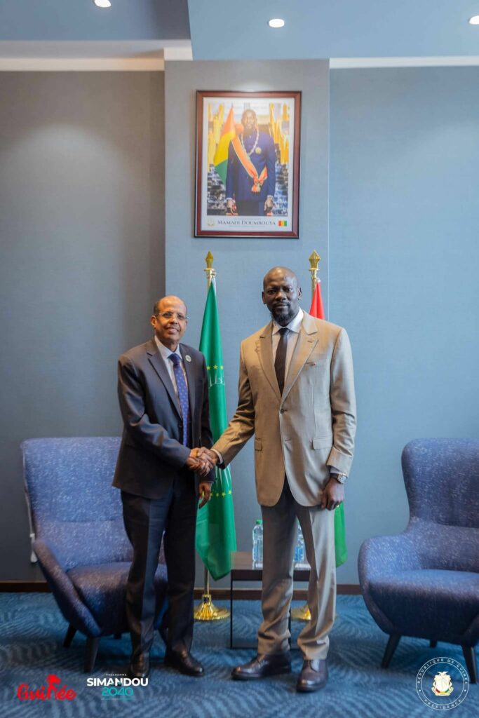 Guinée/UA : ce qu’il faut retenir du tête-à-tête Doumbouya-Youssouf à Nairobi
