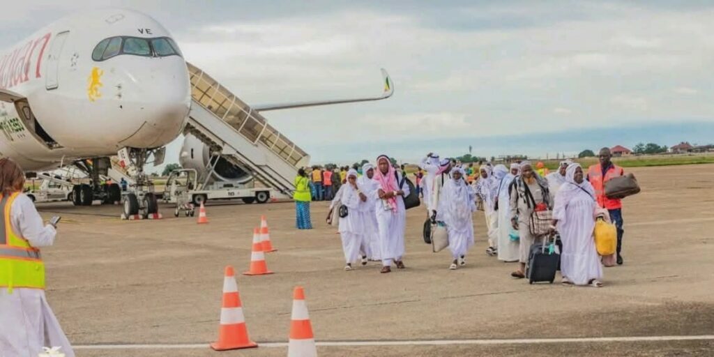Hadjj 2026 : panne en plein vol pour des pèlerins guinéens, l’avion dérouté au Mali pèlerins guinéens