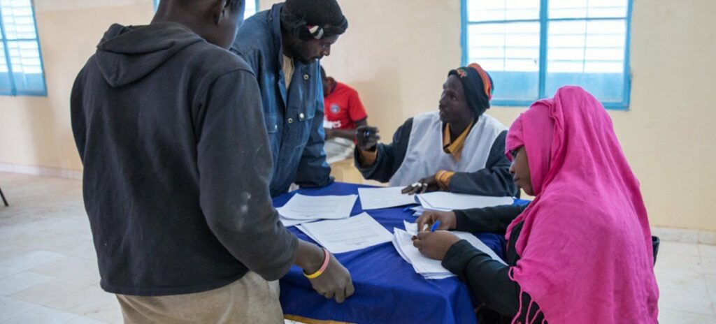 Migrants : un expert de l’ONU appelle les États à ne pas externaliser leurs devoirs