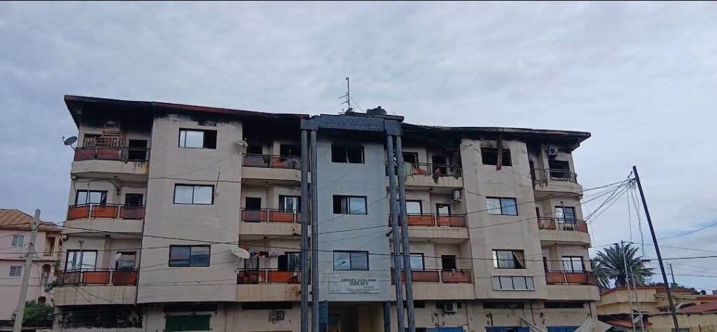 Incendie meurtrier à Simbaya École : quatre morts dont deux jumelles de 13 ans