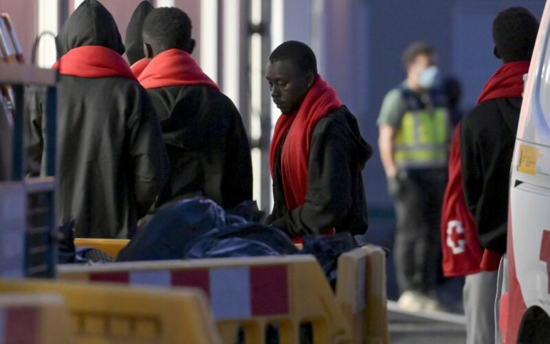 Espagne : arrivée de 668 migrants, dont de nombreux Guinéens, aux îles Canaries en 24 heures