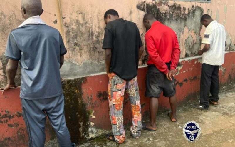 Vol de véhicules à Conakry : la Police démantèle un réseau et arrête quatre suspects