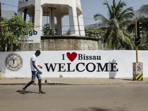 À Bissau, le devoir de la normalité